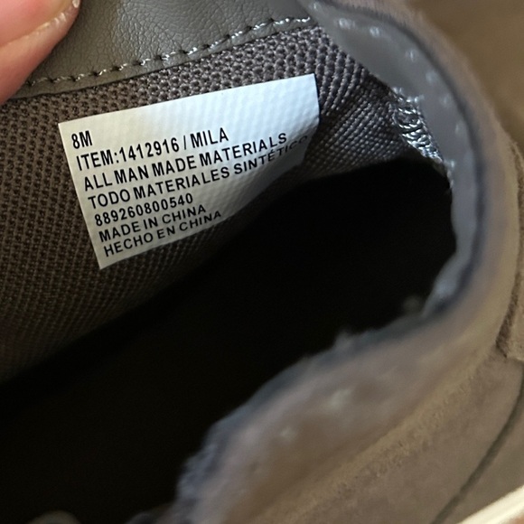 NWOT Izod grey/taupe suede side zip shirt boots. Size 8. Comfy and versatile - Picture 7 of 8